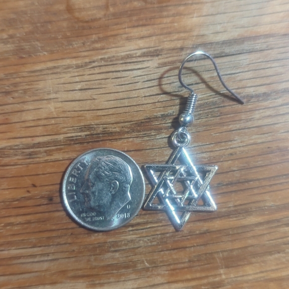 Stacked Hexagram / Star of David Dangle Earrings  silvery or golden   <Fashion> - Picture 7 of 8